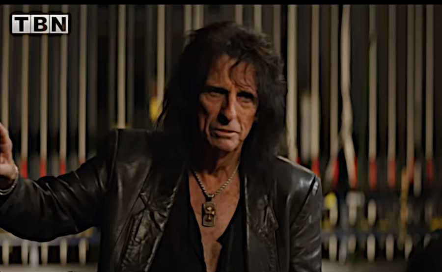 Alice Cooper rock star Greg Laurie drugs rock alcohol recovery God Jesus Christian