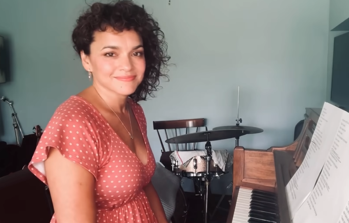 Norah Jones Sings Amazing Grace